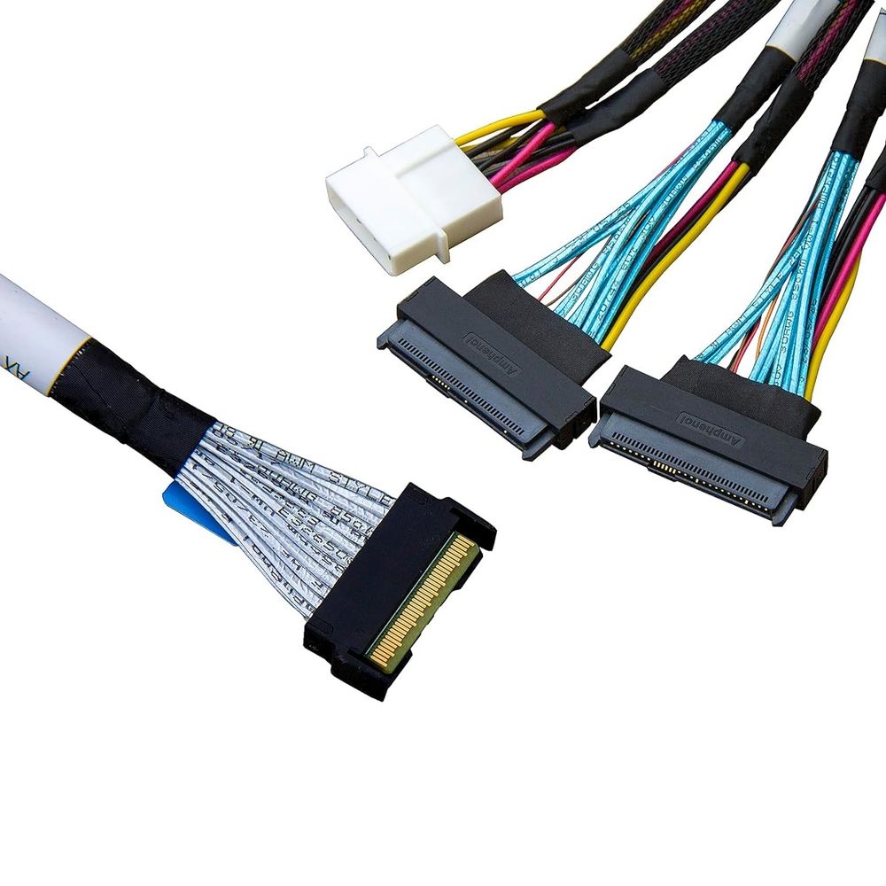 Кабель Amphenol RMC74-2464    Cable MCIO x8 74P (прямой Straight Type)  -TO-  2* U.2 (SFF-8639)  , L:80cm (CMC239)